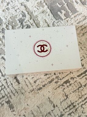 CHANEL HOLIDAY GIFT SET-GO TO EXTREMES MASCARA SET